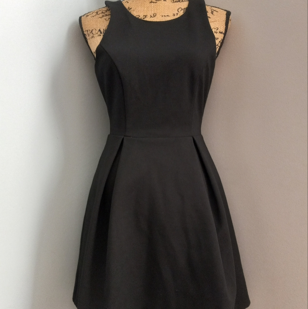 Lulu’s Black Cutout and About Skater Dress Size S